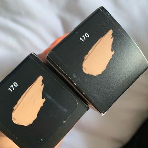 Fenty Beauty Pro Filt'r Soft Matte Foundation